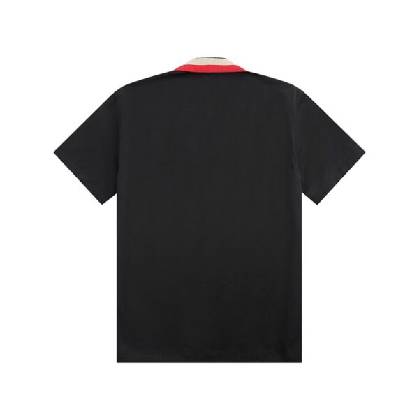 BRBRY T-shirt Button