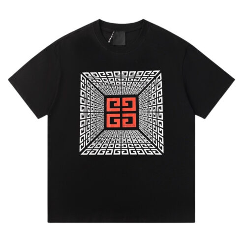 GVNCHY T-Shirt