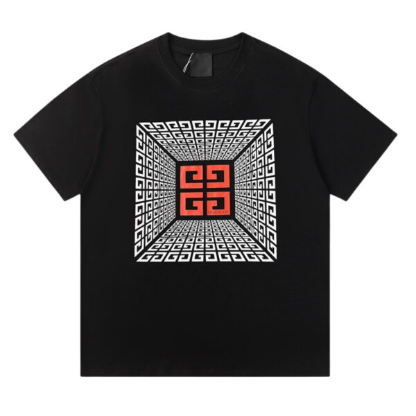 GVNCHY T-Shirt