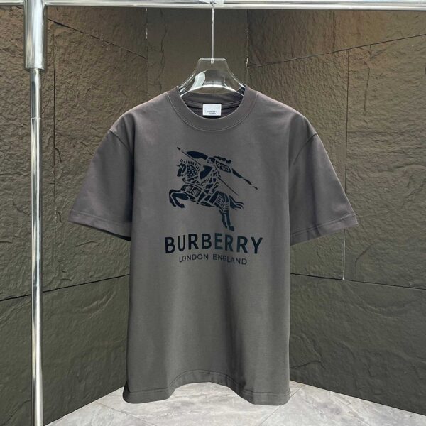 BRBRY T-shirt
