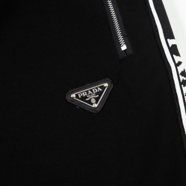 Prd Shorts PKADA Logo Stripe