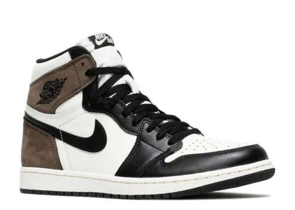 AIR JORDAN 1 HIGH ‘DARK MOCHA’