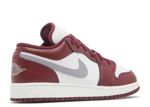 air-jordan-1-low-cherrywood-red-2.webp AIR JORDAN 1 LOW ‘CHERRYWOOD RED’