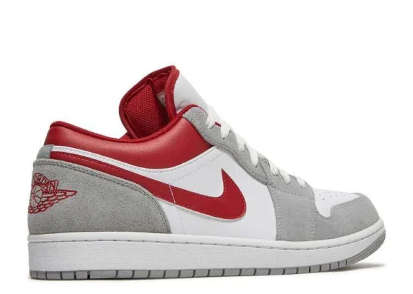 AIR JORDAN 1 LOW ‘LIGHT SMOKE GREY GYM RED’