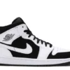 AIR JORDAN 1 MID ‘WHITE BLACK’