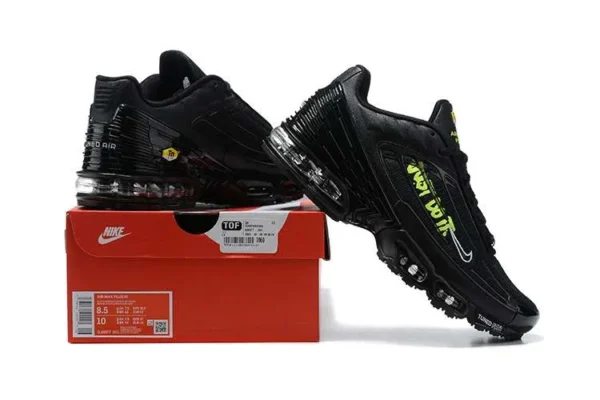 air-max-plus-tn-3-black-just-do-it-1.webp AIR MAX PLUS TN 3 ‘BLACK JUST DO IT’