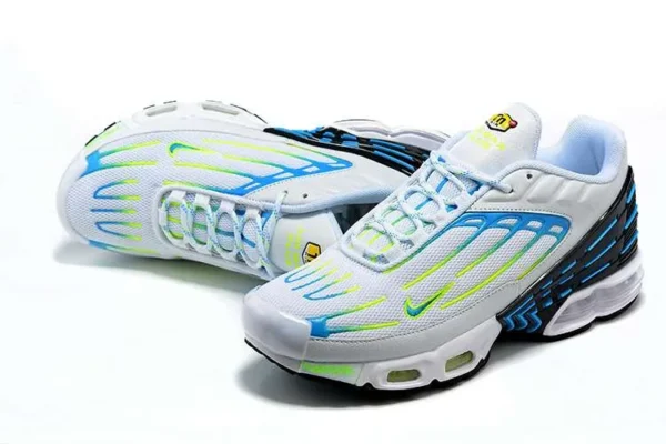 AIR MAX PLUS TN 3 ‘WHITE BLUE GREEN’
