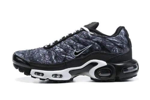 air-max-plus-tn-dark-smoke-grey.webp AIR MAX PLUS TN ‘DARK SMOKE GREY’