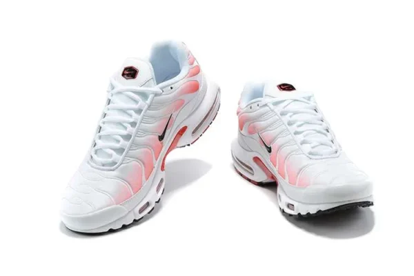 AIR MAX PLUS TN ‘FADE RED WHITE’