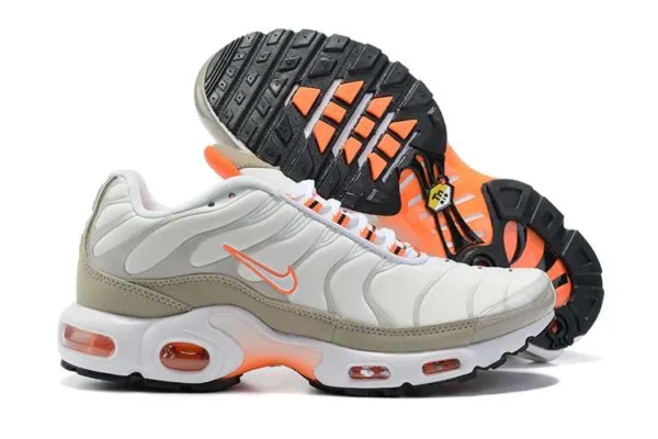 air-max-plus-tn-first-use-2.webp AIR MAX PLUS TN ‘FIRST USE’