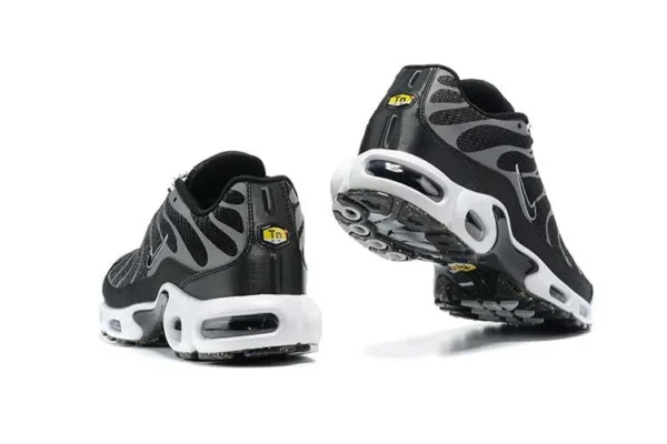 AIR MAX PLUS TN ‘GRIND DARK GREY’