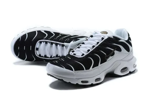 AIR MAX PLUS TN ‘METALLIC PEWTER’