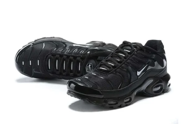 AIR MAX PLUS TN ‘SHADOW’