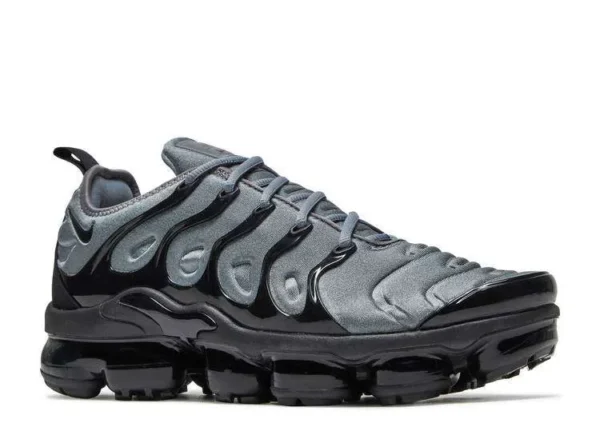 air-vapormax-plus-cool-grey-1.webp AIR VAPORMAX PLUS ‘COOL GREY’