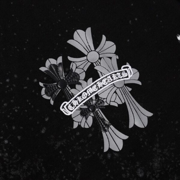 CHRM HRTS T-shirt Floral Graphic Black