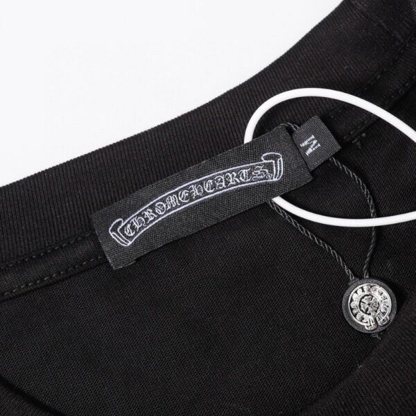 CHRM HRTS T-shirt Floral Graphic Black