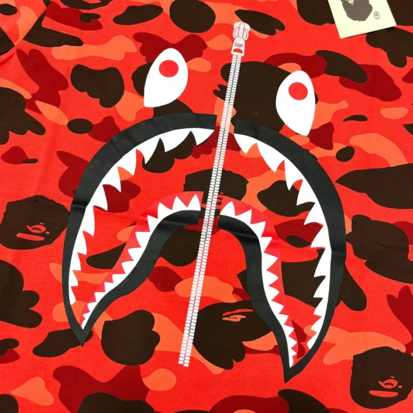 BP T-Shirt Camo Shark Red