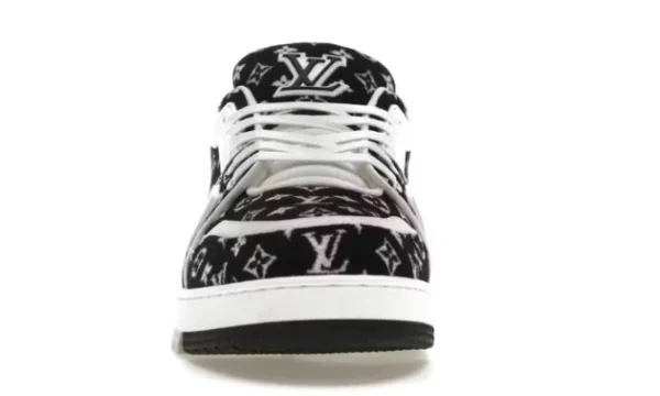 black-monogram-textile-3.webp Black Monogram Textile