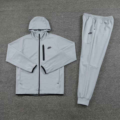 Conjunto Nike Sportswear Tech Fleece Cinza