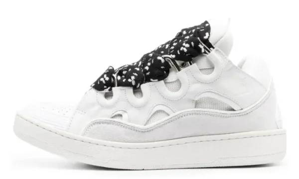 curb-white-black.webp Curb White Black