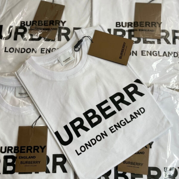 BRBRY T-shirt LONDON ENGLAND