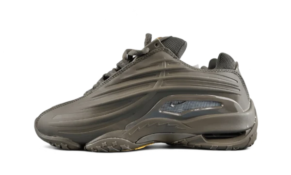 hot-step-2-drake-n0cta-1-scaled-2.webp Hot Step 2 ‘Drake N0CTA