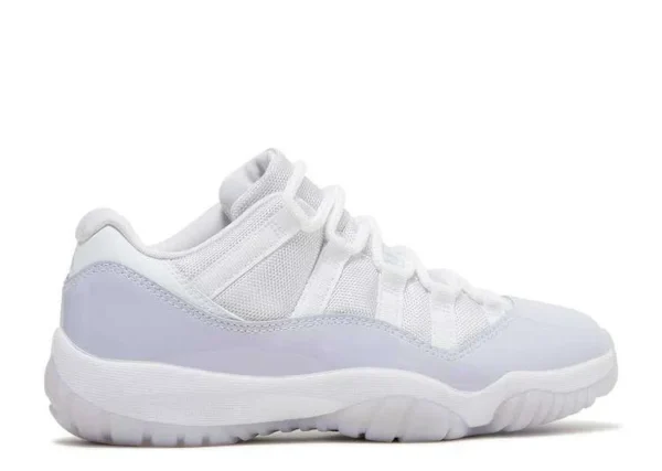 JORDAN RETRO 11 LOW ‘PURE VIOLET’
