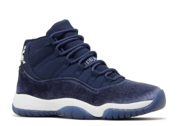 JORDAN RETRO 11 ‘MIDNIGHT NAVY VELVET’