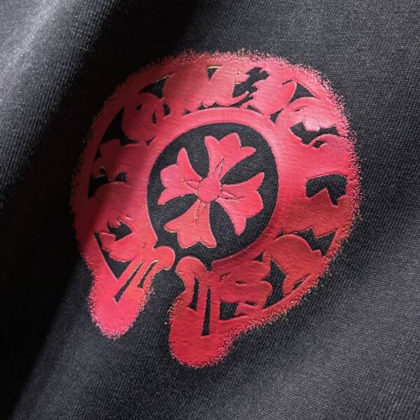 CHRM HRTS T-shirt Cross Graphic Print