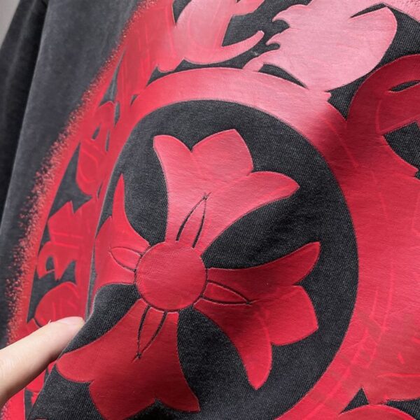 CHRM HRTS T-shirt Cross Graphic Print