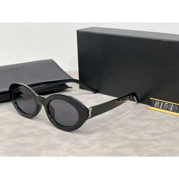 Sunglasses Yves Saint Laurent YSL024