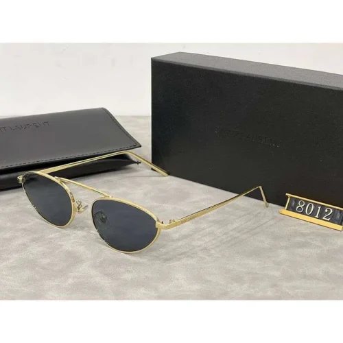 Sunglasses Yves Saint Laurent YSL026