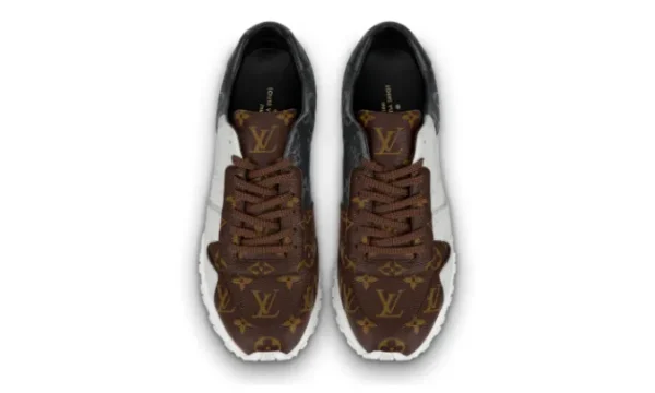 Trainer Black Forest