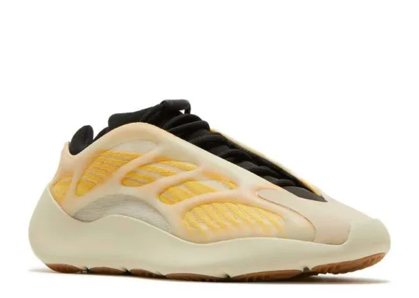 yeezy-700-v3-mono-safflower-1.webp YEEZY 700 V3 ‘MONO SAFFLOWER’